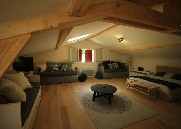 Camp Basque // Maison Erribera // *